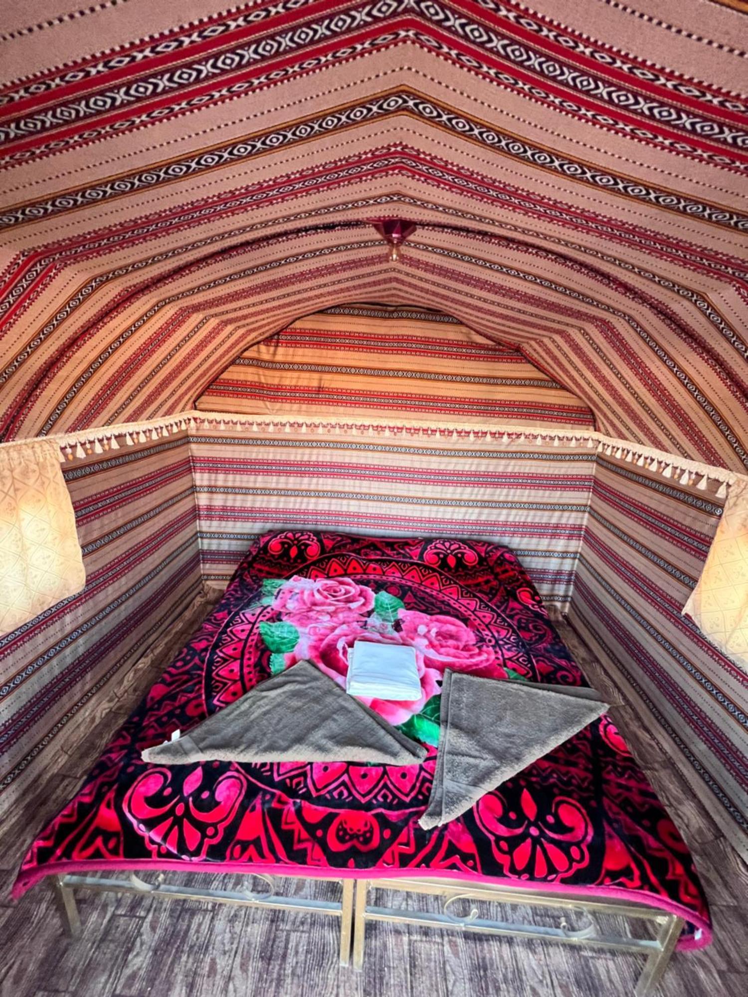 Khaled'S Camp Hotel Wadi Rum Bagian luar foto