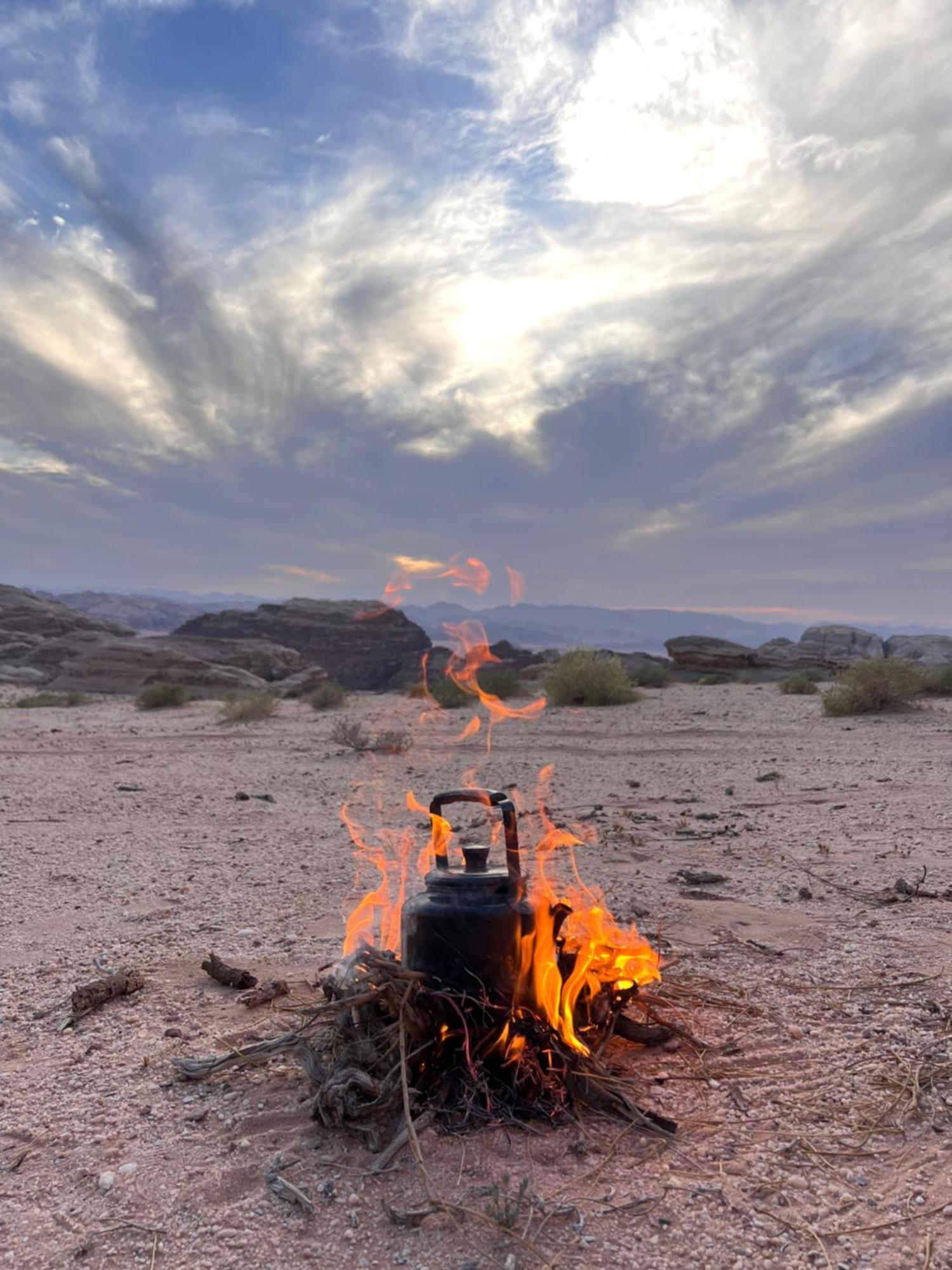 Khaled'S Camp Hotel Wadi Rum Bagian luar foto
