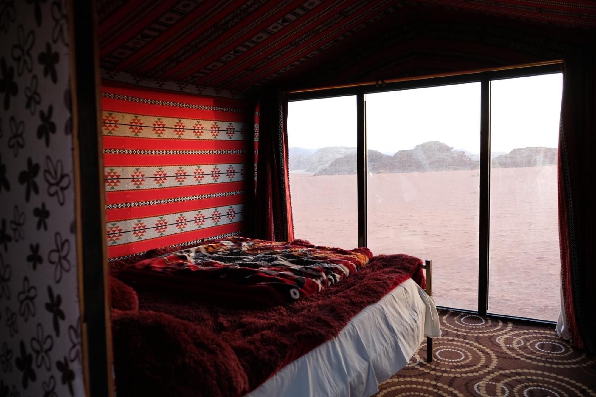 Khaled'S Camp Hotel Wadi Rum Bagian luar foto
