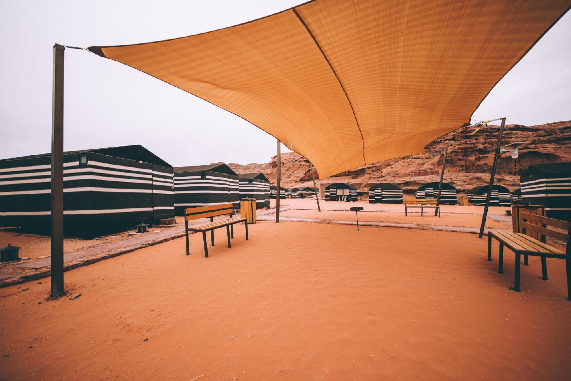 Khaled'S Camp Hotel Wadi Rum Bagian luar foto