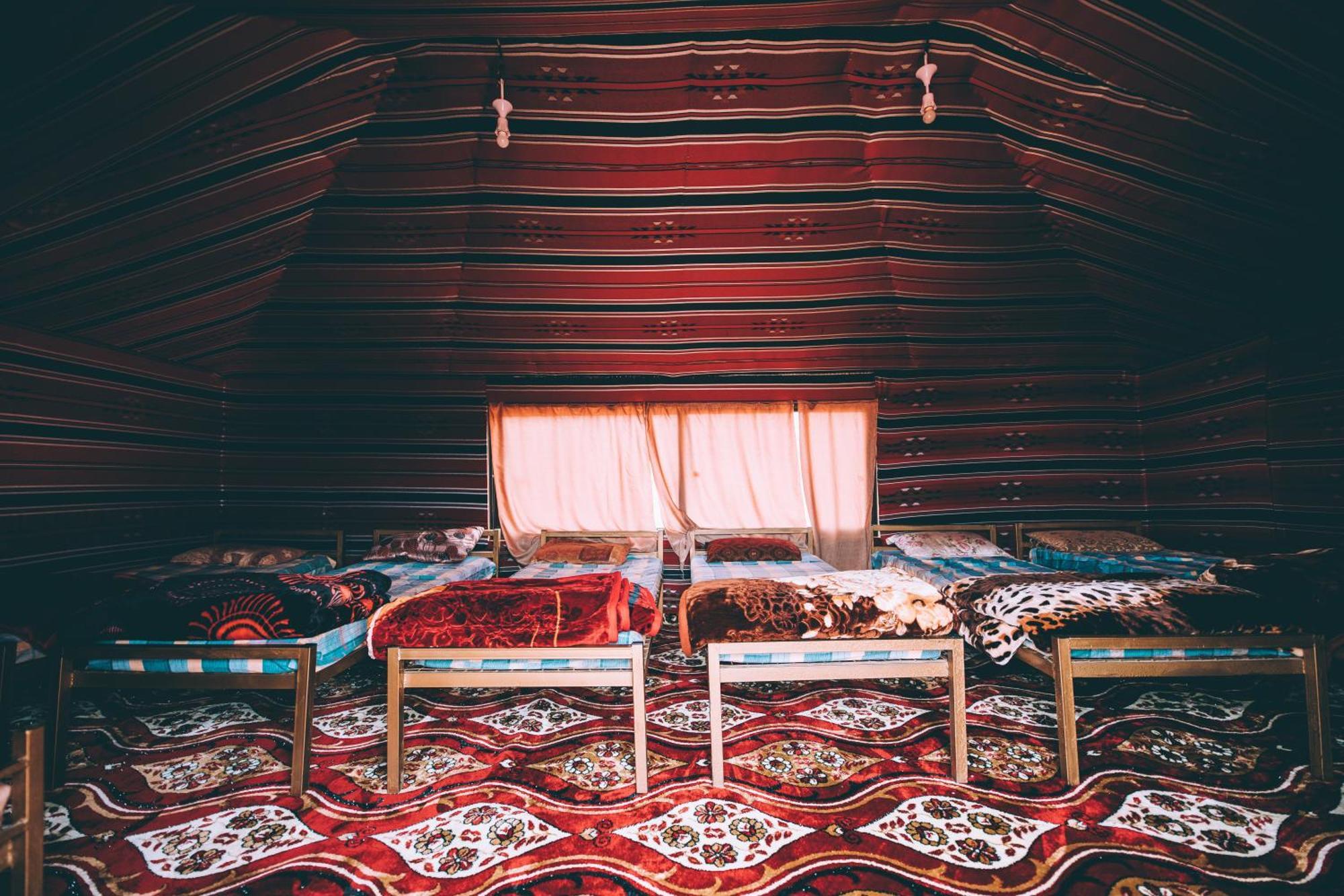 Khaled'S Camp Hotel Wadi Rum Bagian luar foto